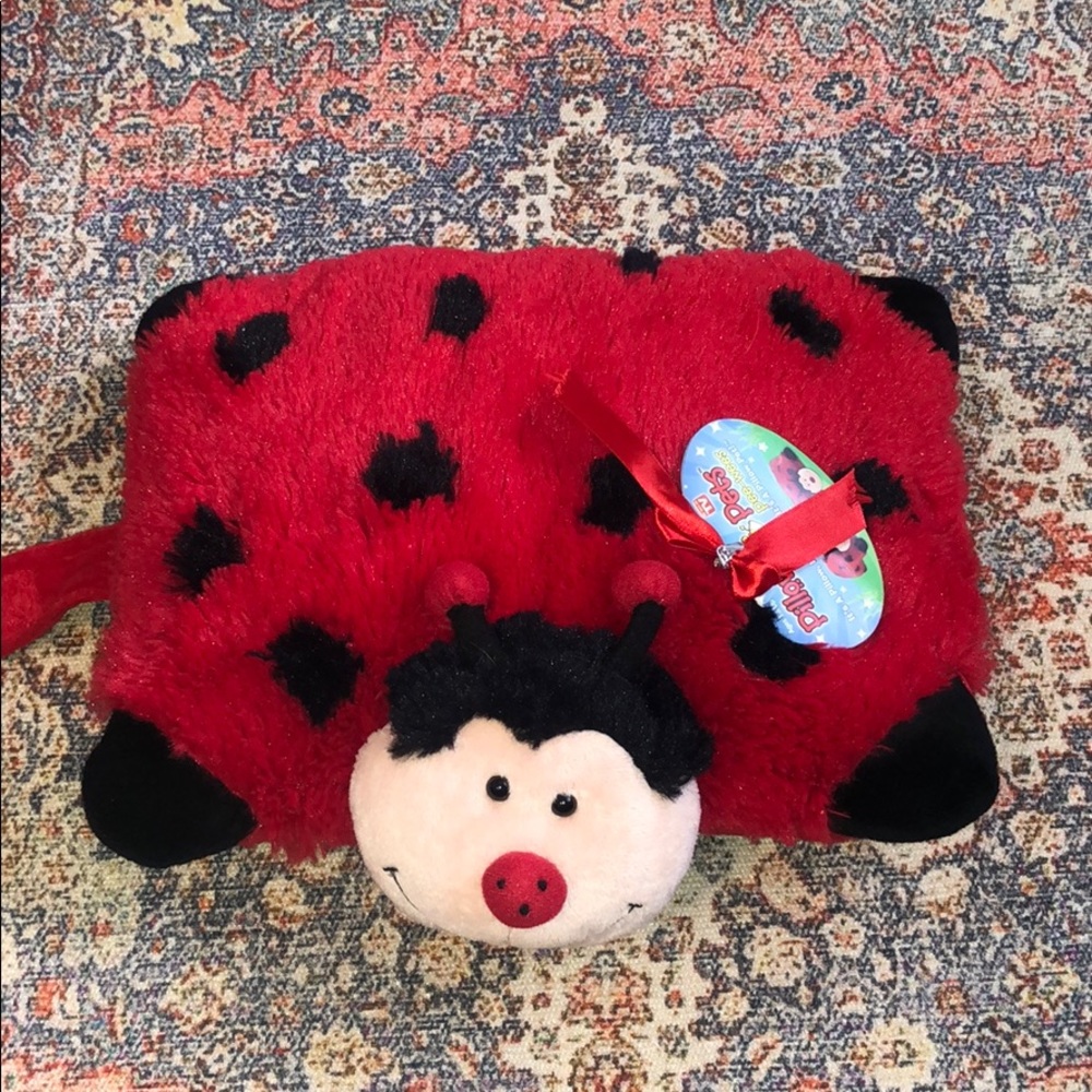 Pee-Wee Ladybug Pillow Pet
